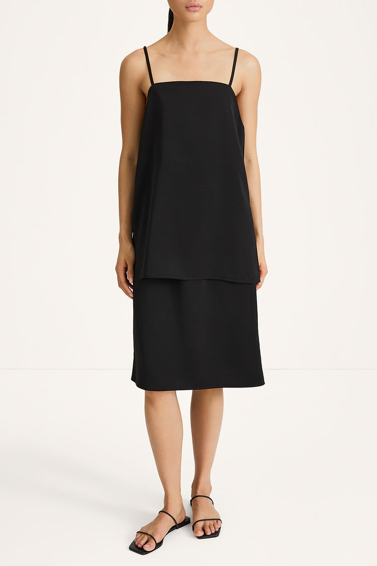 Marianne long top rouleau straps black stylein model image front