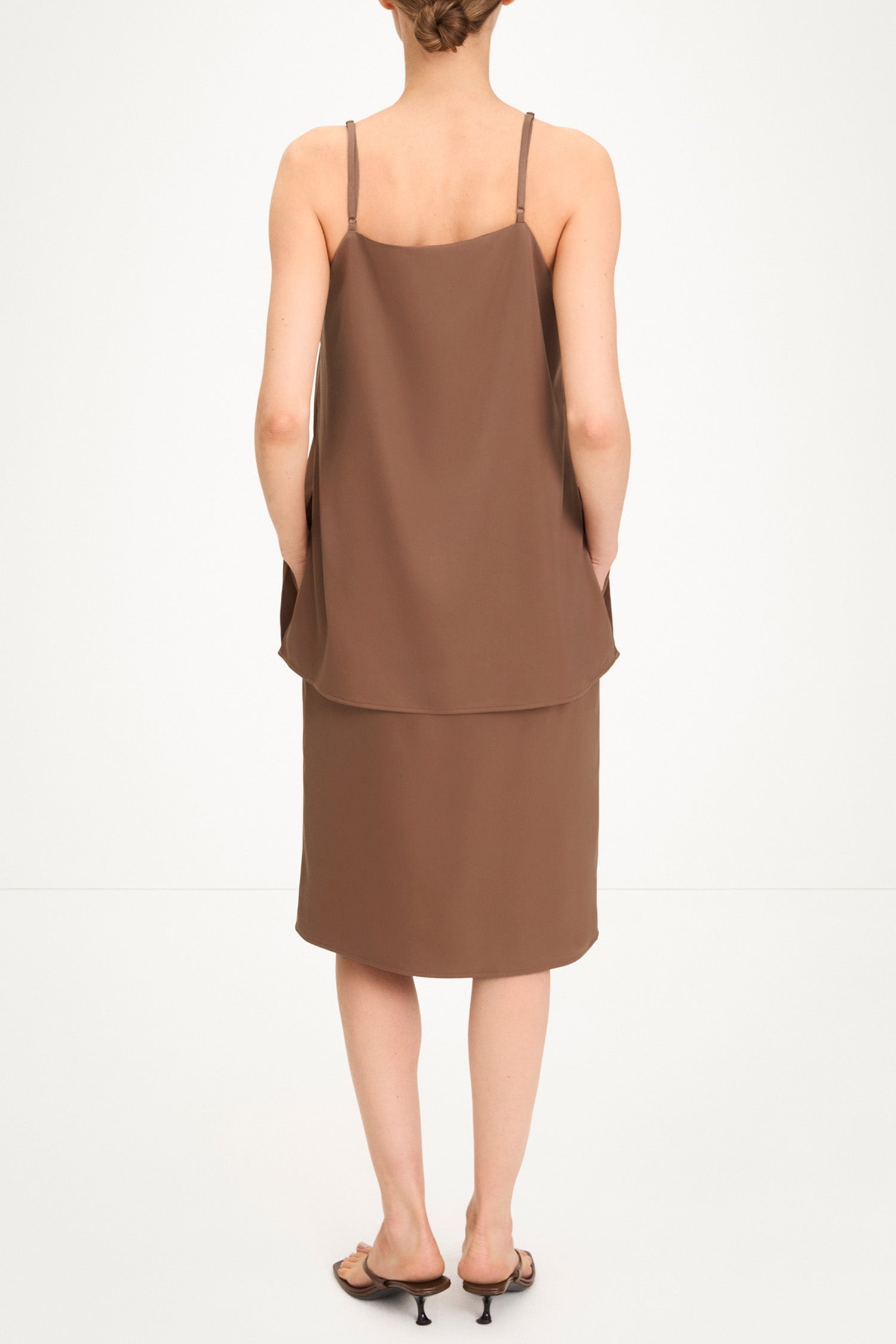 Marianne long top rouleau straps hazel stylein model image back