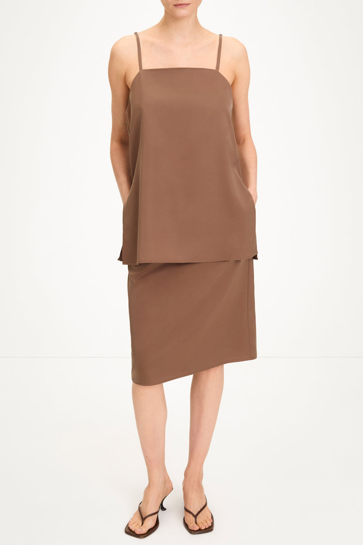 Marianne long top rouleau straps hazel stylein model image front