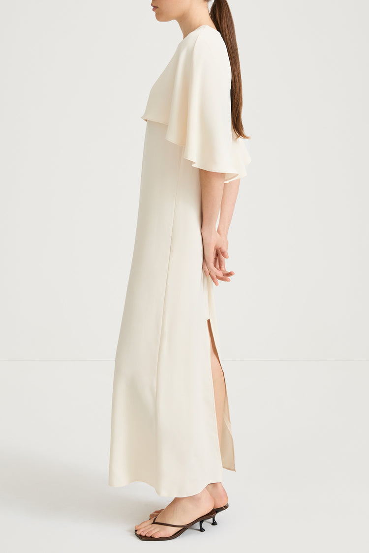 Maxine sleeveless maxi long dress cream stylein model image side