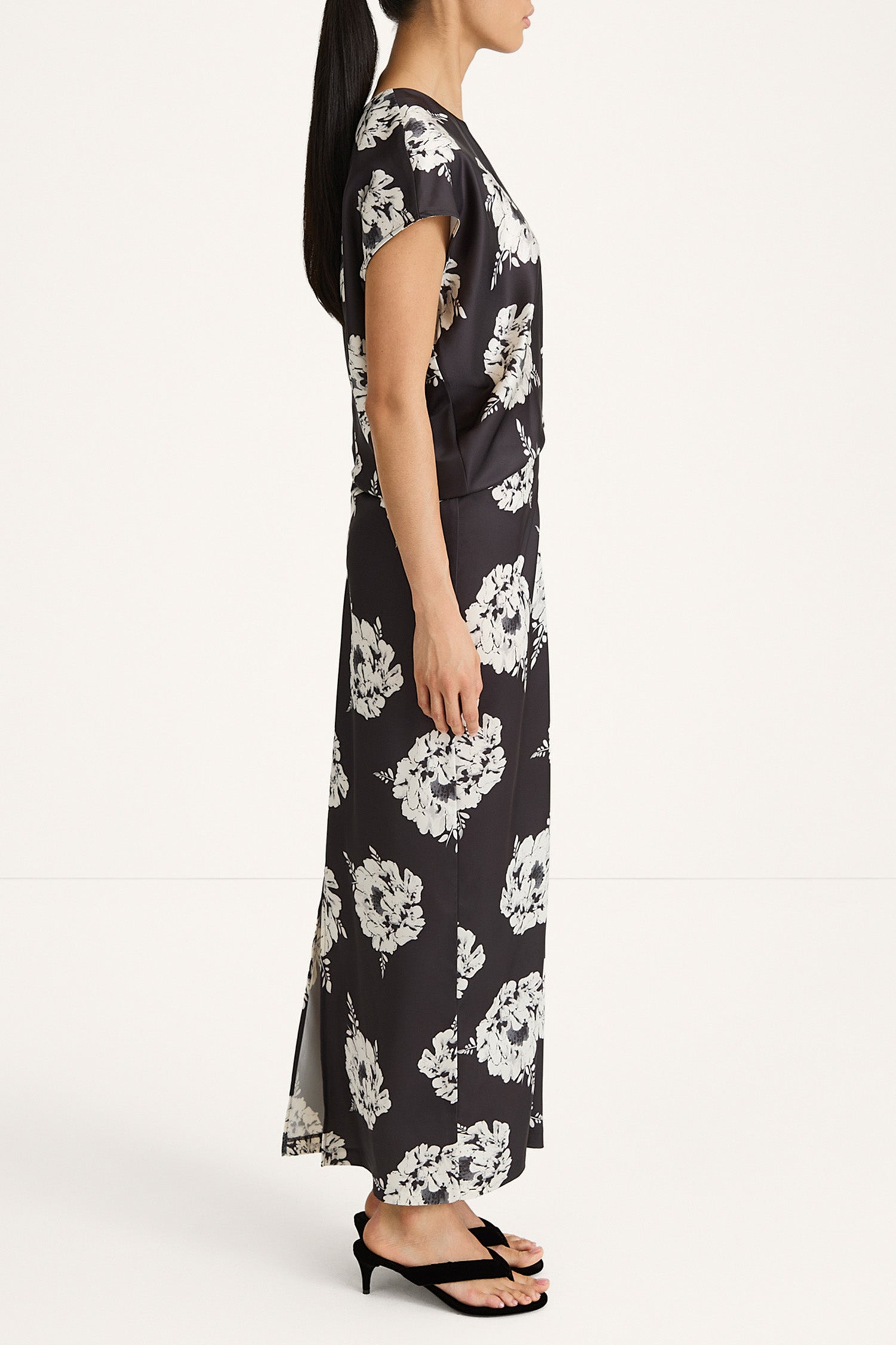 Melrose long dress floral print stylein side