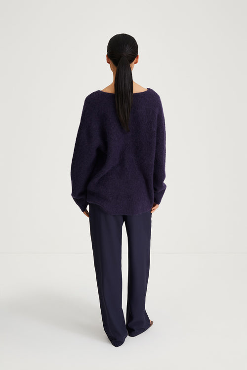 Nino sweater navy vneck longsleeve mohair stylein back image