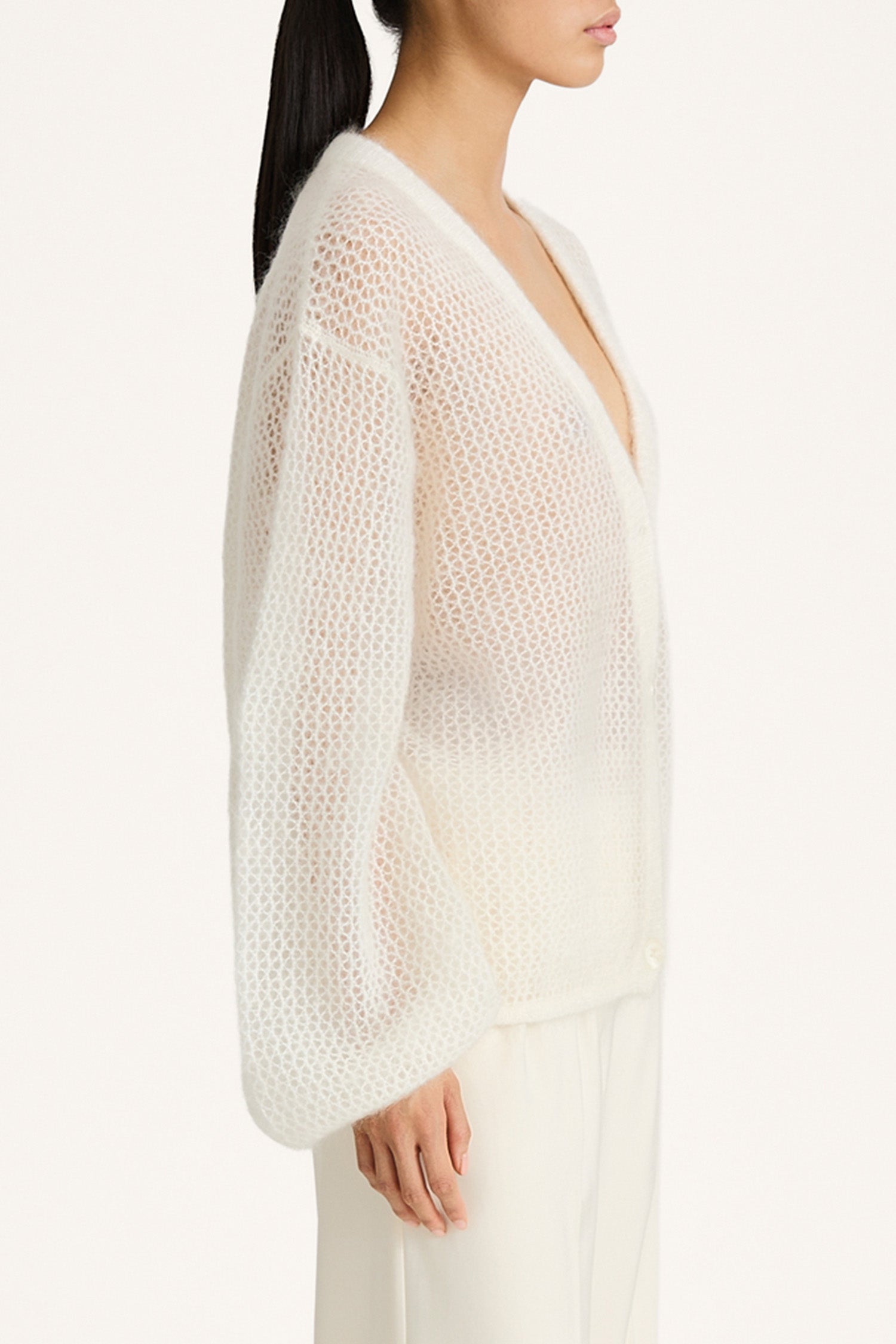Nasira v-neck pointelle knit cardigan white stylein side
