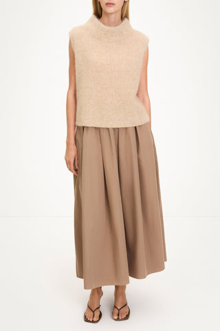 Nellie sleeveless knitted mohair top oyster stylein model image front 
