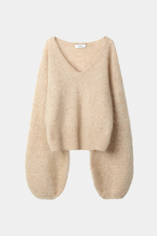 Nemoli v-neck sweater mohair oyster stylein packshot