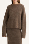 Niclas short mohair sweater brown stylein model image front close
