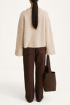 Niclas short sweater oyster stylein model image back