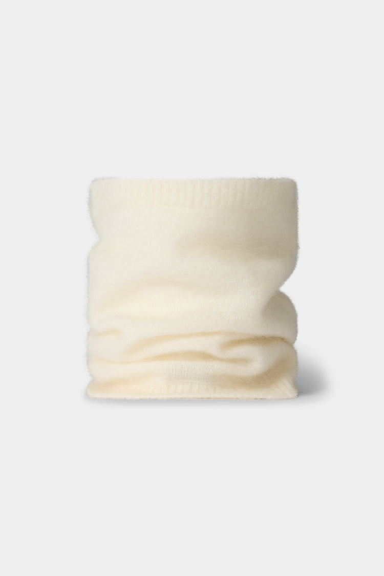 mohair tube scarf white stylein niko packshot