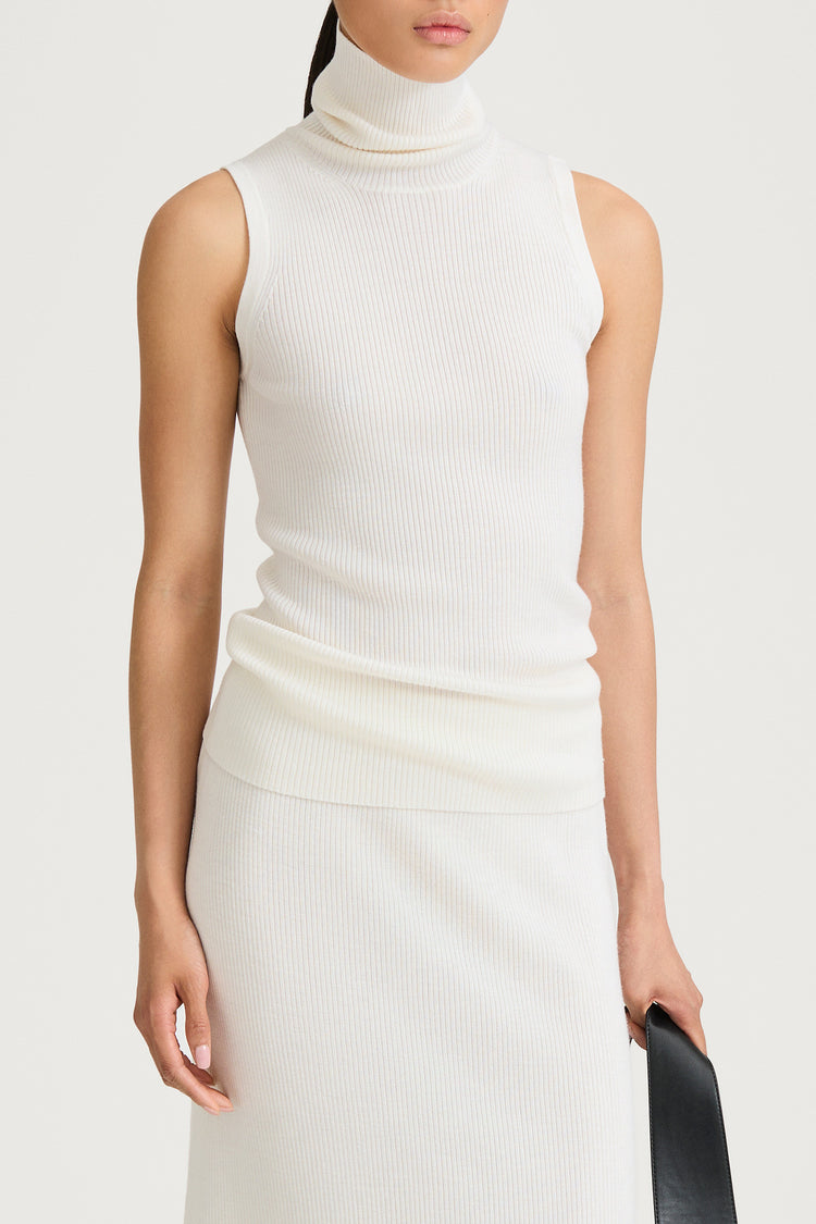 Promise sleeveless ribbed knit top merino wool cream stylein model image front close