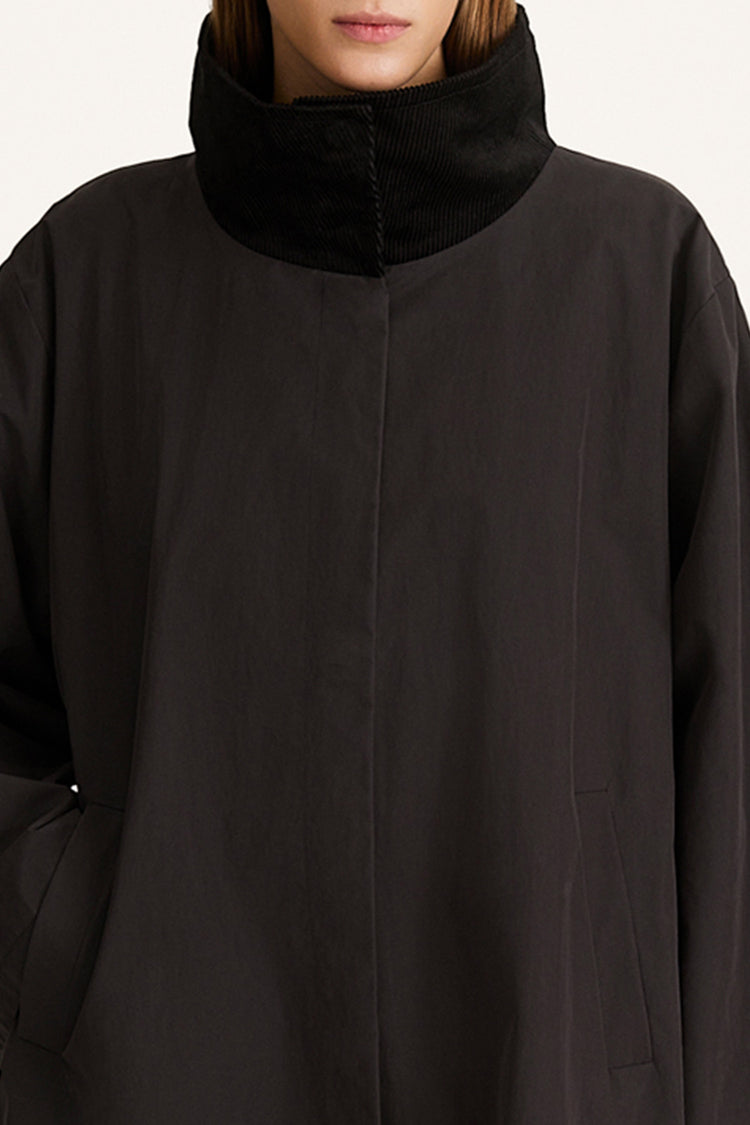 Sable coat trench cotton black stylein model image front close up