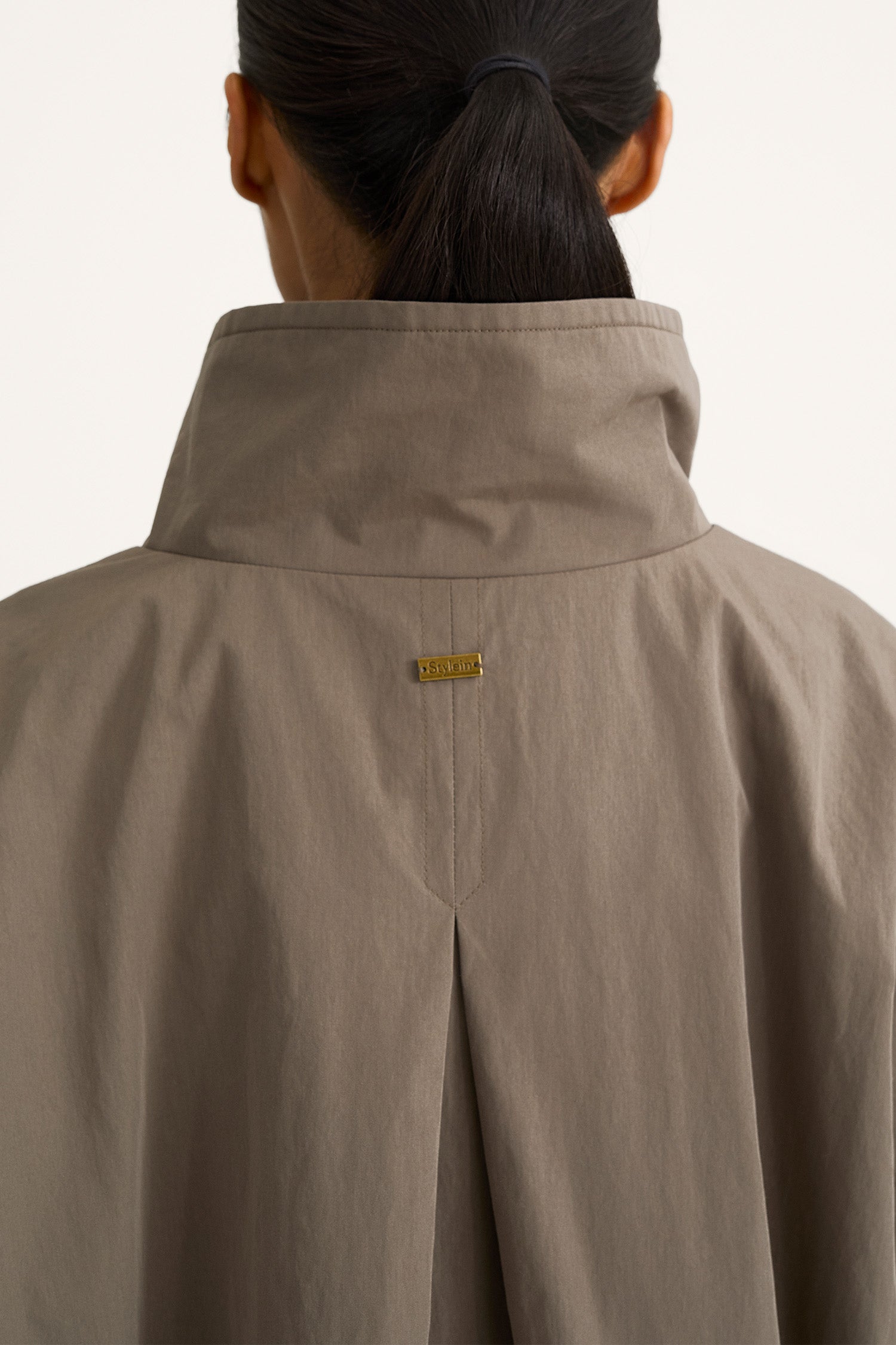 Sable trench coat mud stylein model image back close