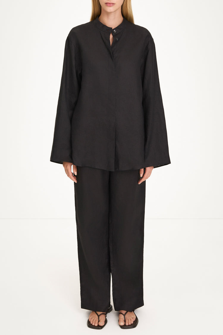Sandria linen shirt coffee stylein model image front