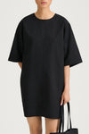 Sini dress black stylein model image close