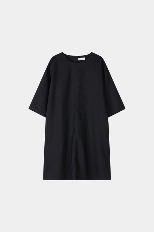 Sini dress black stylein model image front