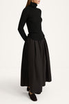 Sorina rench skirt long black stylein model image side