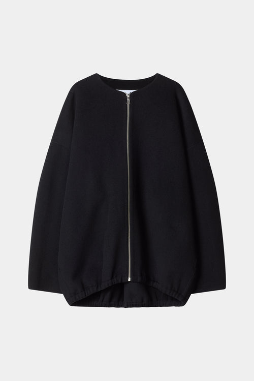 Tauro short jacket black stylein model image front