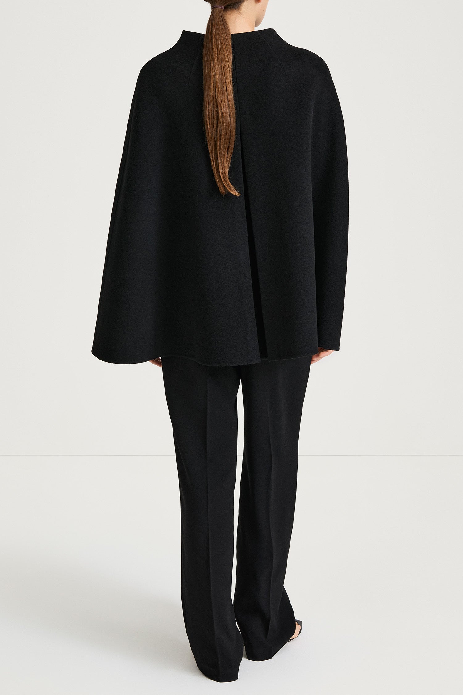 Thea double wool cape coat black stylein model image back