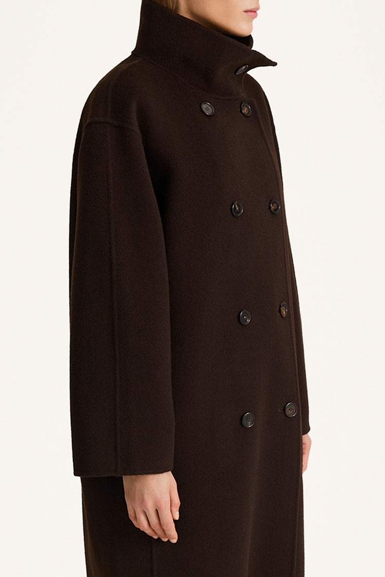 Tovino wool long coat coffee stylein model image side close up
