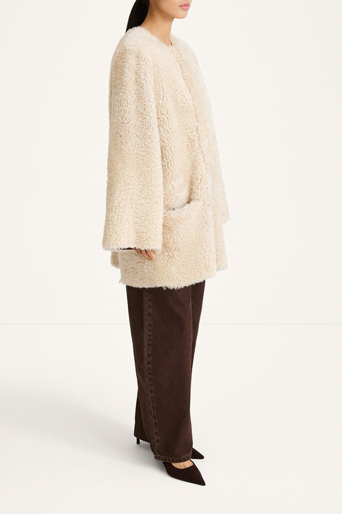 Veda jacket ecru stylein modell image side