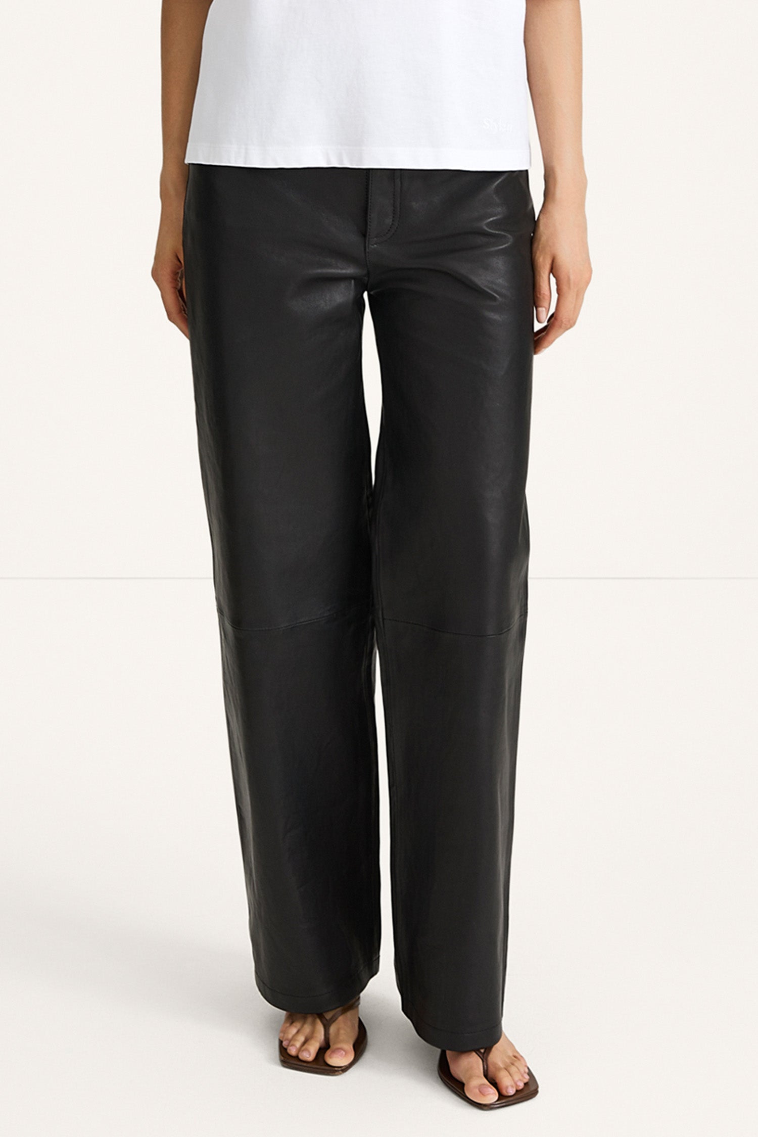 Black oversized leather trousers Stylein Vicotria