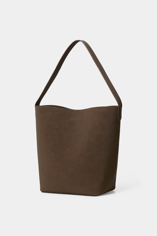 Youness bucket bag faux suede coffee stylein packshot 