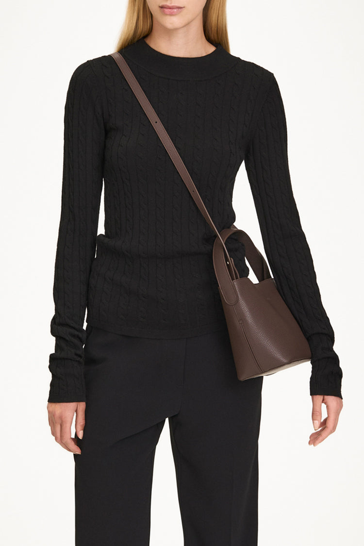 Youness mini bag faux leather coffee stylein model image front