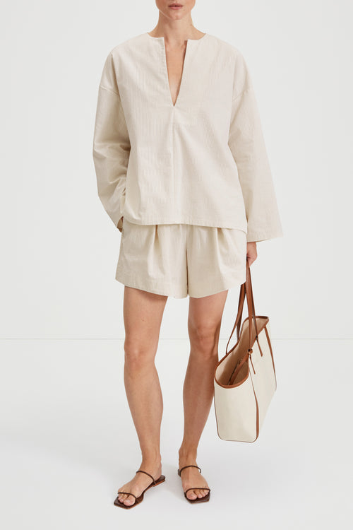 Monte blouse voluminous v neck wide sleeves seersucker beige white stripe stylein front image