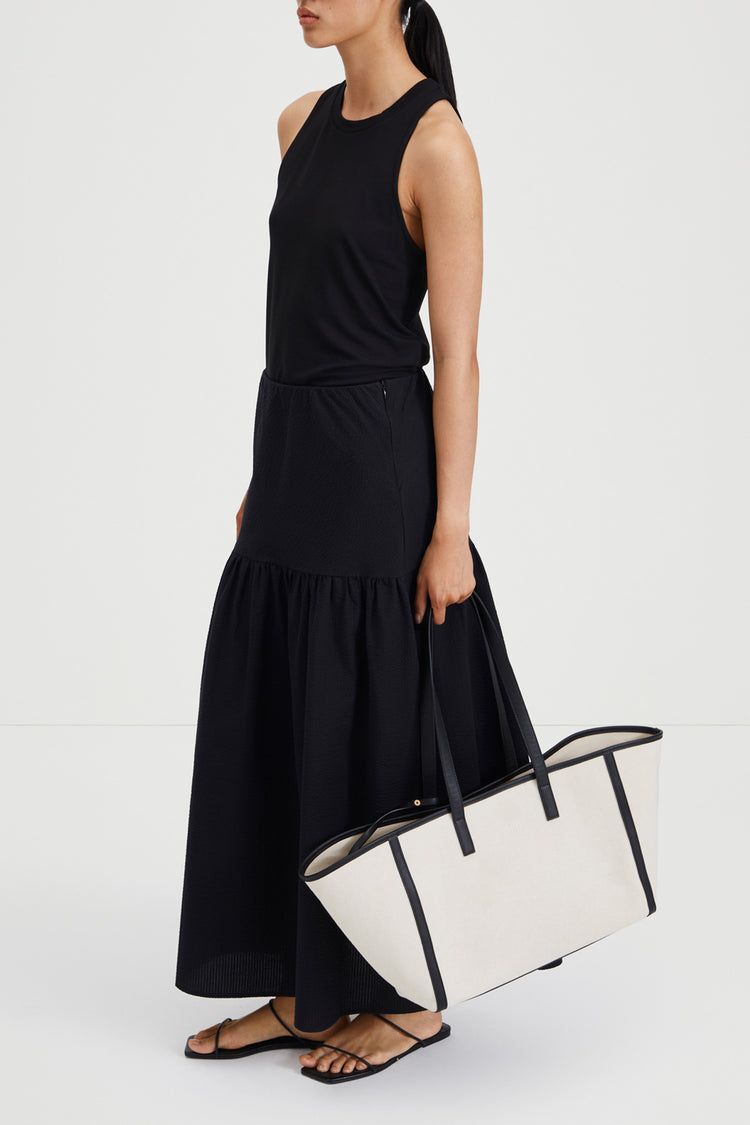 Mirella skirt ankle length flowing shape seersucker black stylein side image