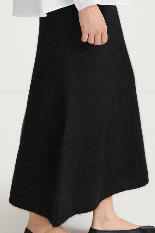 black a-lined mohair skirt stylein nanie close-up