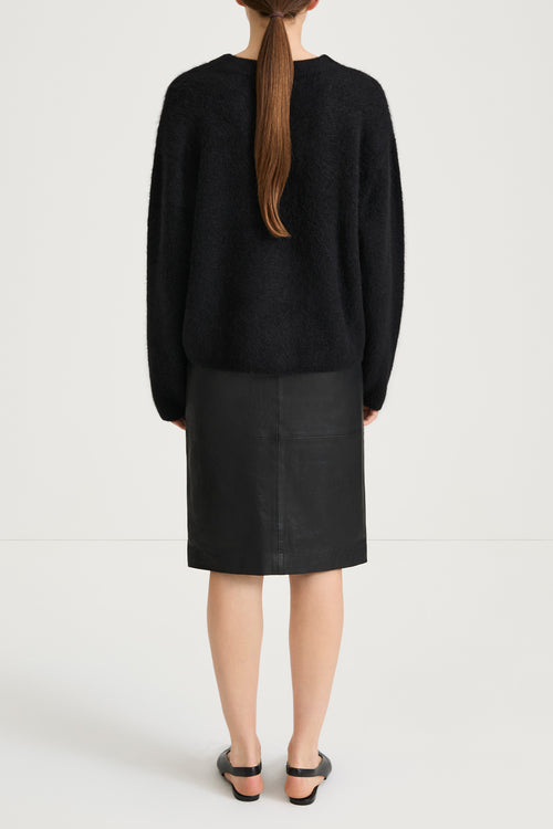 black alpacka sweater stylein lorena back