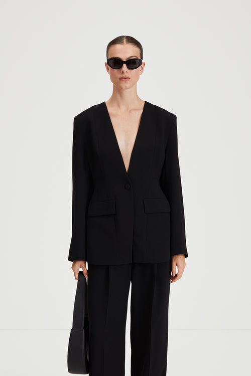 Brielle blazer cinched waist black stylein front image