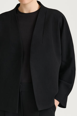 black blazer jacket stylein barrea detail