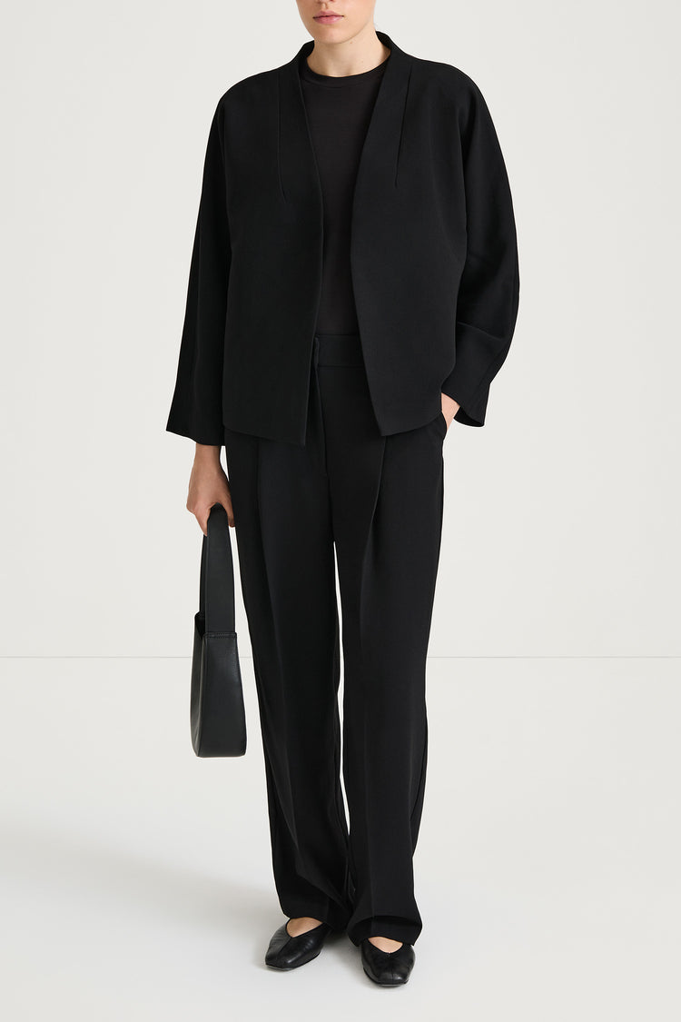 black blazer jacket stylein barrea front