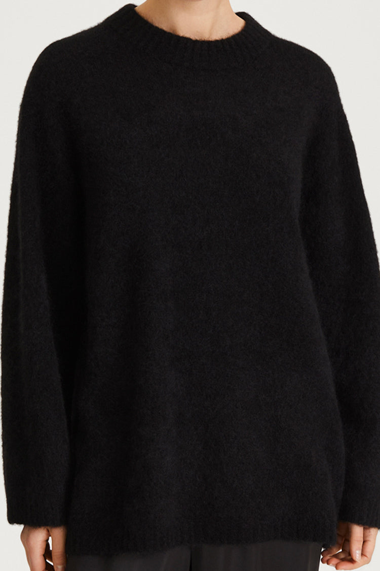 black knit mohair stylein noemi detail