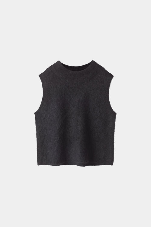 black sweater short sleeve stylein nellie front