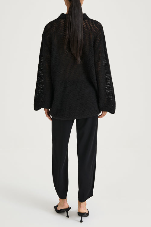 Black knitted sweater stylein nella back model image