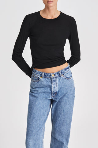 black longsleeve top stylein neapel close up