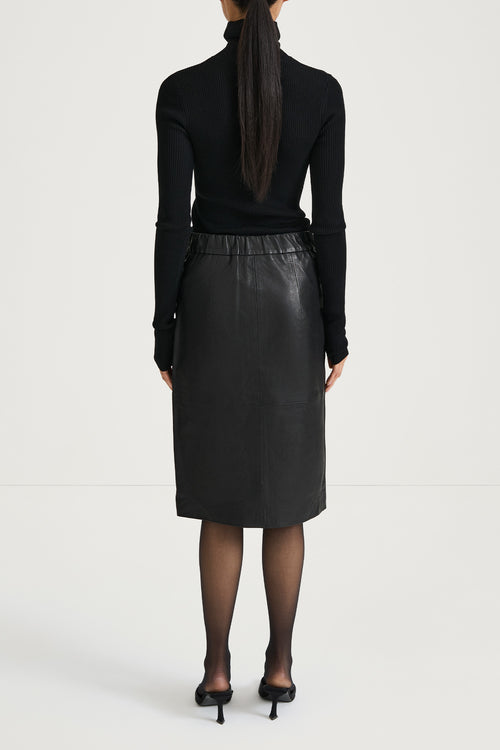 black midi leather skirt stylein viana back