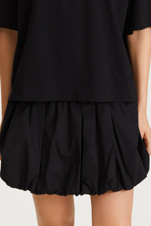 Juzzy skirt mini box pleats voluminous gathered bottom hem black stylein detail image