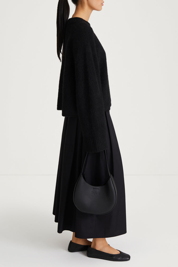 NICLAS SHORT SWEATER - BLACK