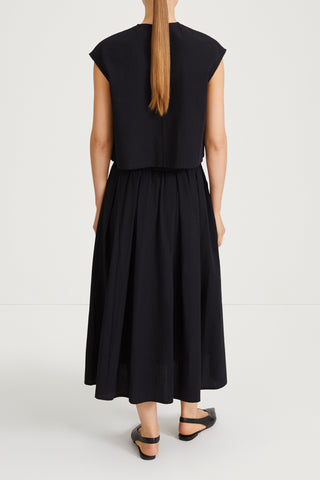 Jayla top cropped boxy short sleeved seersucker black stylein back image