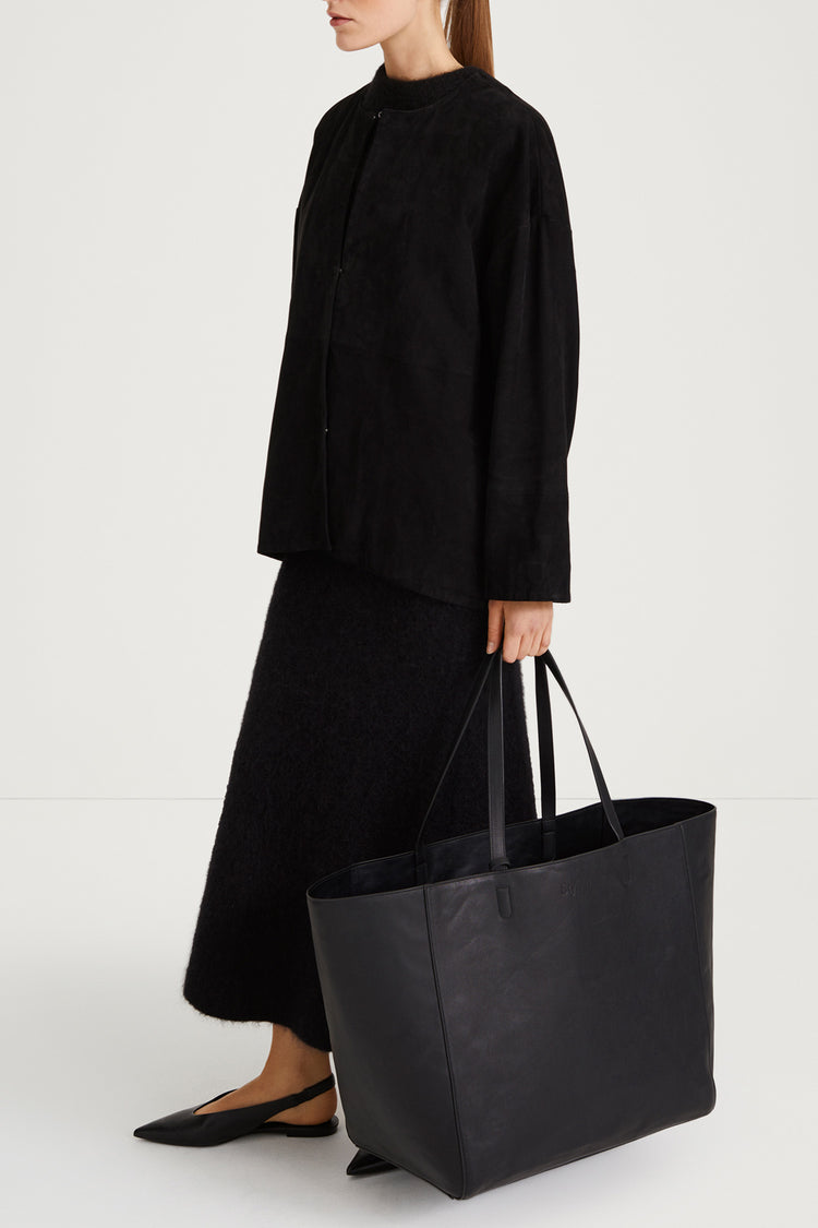 black suede jacket stylein vana side