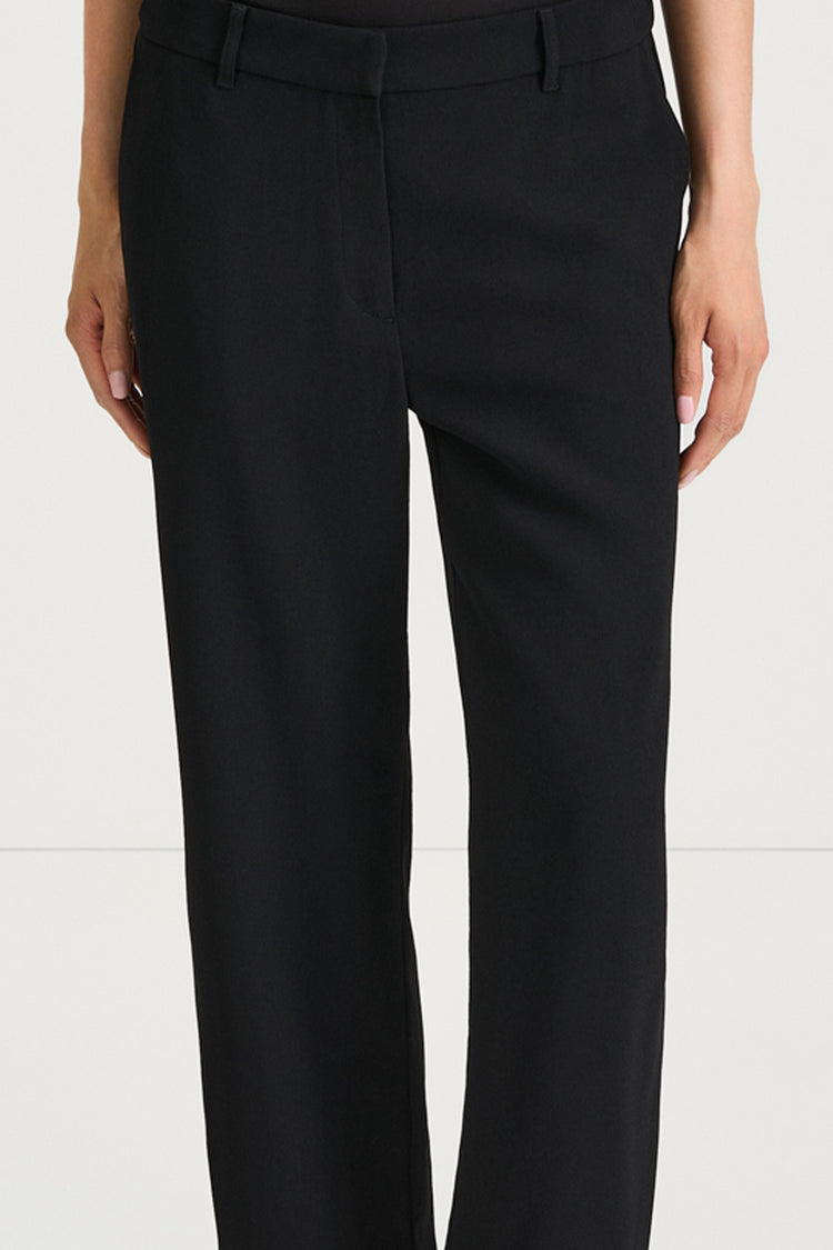 Black suit trousers bergio stylein front close up model image