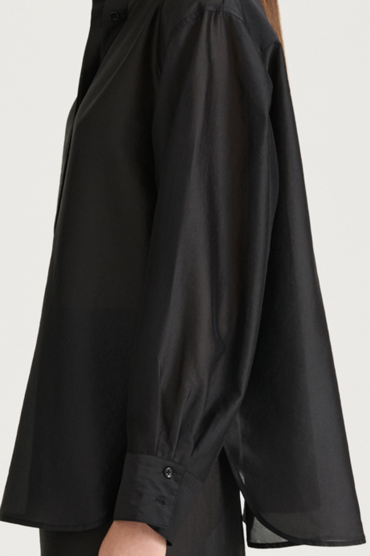 Black transparent shirt stylein briza side close up model image