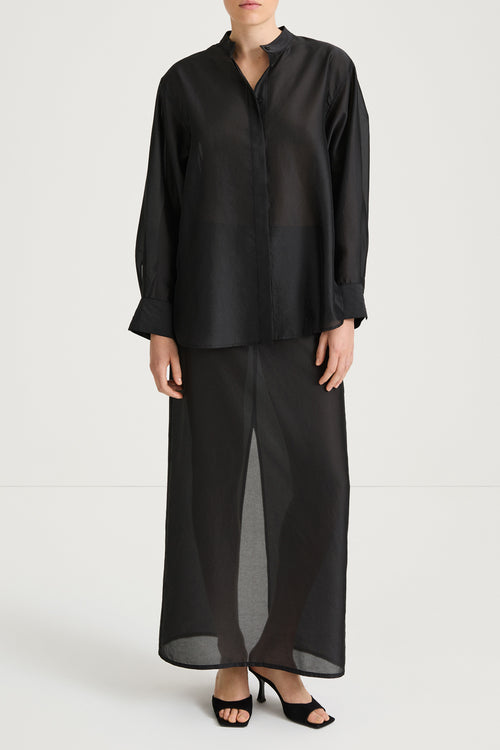 Black transparent shirt stylein briza front model image