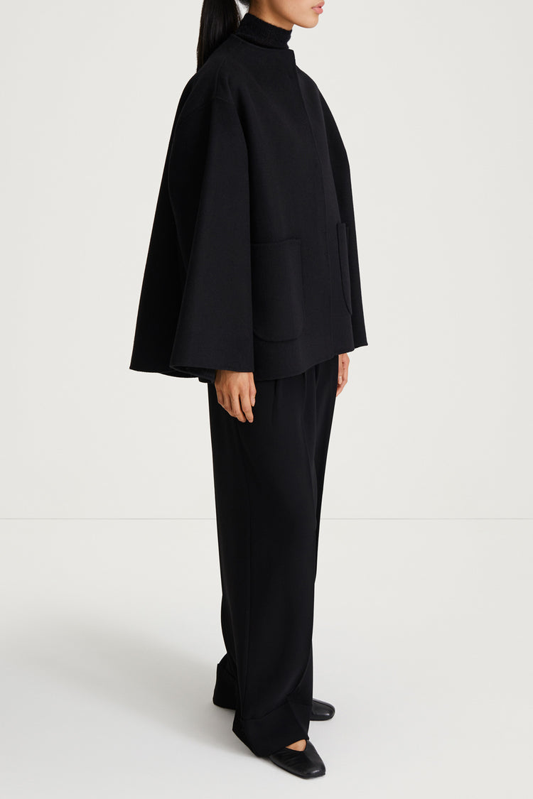 TRITSIS WITH POCKETS JACKET - BLACK