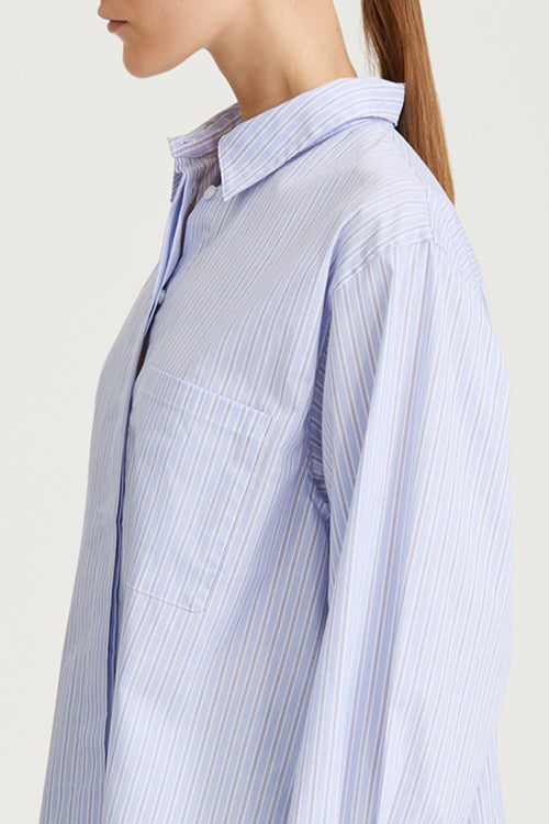 blue stripe shirt womenswear stylein jansell detail