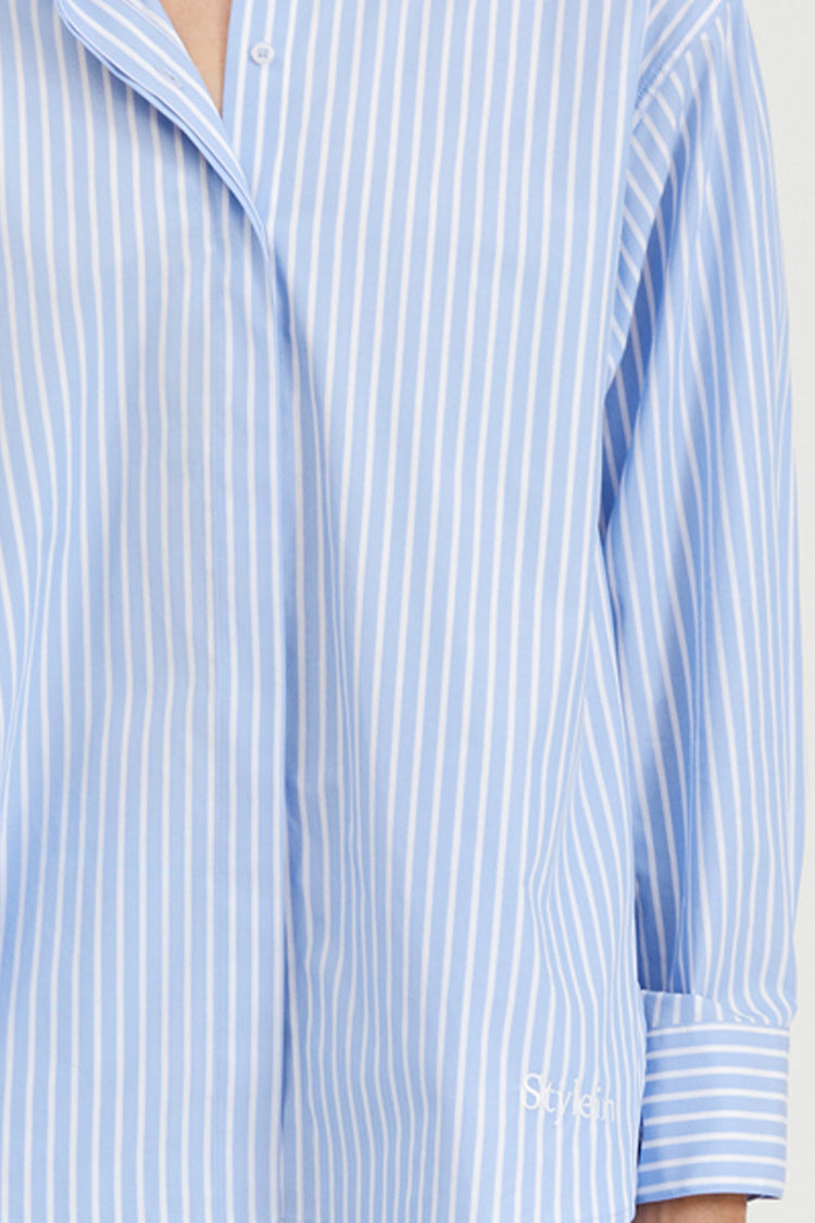 Jansell shirt voluminous flared blue white stripe stylein detail image