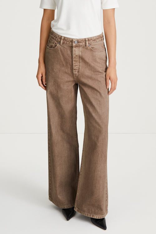 WIDE-LEG DENIM - KAYNE BROWN