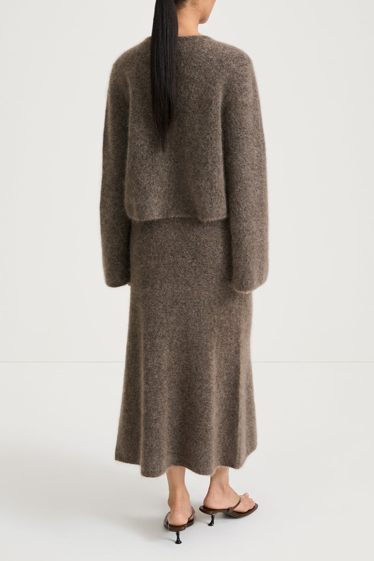 brown knitted sweater stylein nima short back